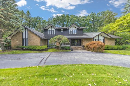 1287 Charrington Road, Bloomfield Hills, MI, 48301 | Card Image