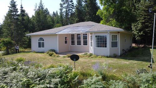 271 Windswept Ct, Naples, ID, 83847-5131 | Card Image