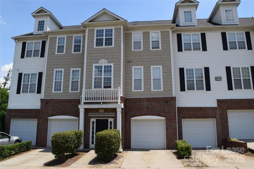 6319 Park Creek Dr, Charlotte, NC, 28262-4263 | Card Image