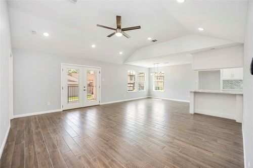 3201 Nebraska St, Baytown, TX, 77520-5939 | Card Image