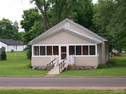 160 Miller St, Sullivan, MO, 63080-1948 | Card Image