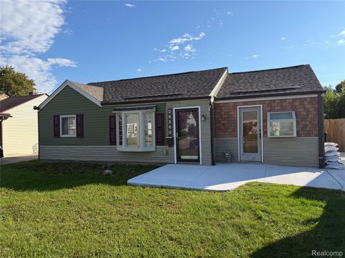 26560 Lehner St, Roseville, MI, 48066-3126 | Card Image