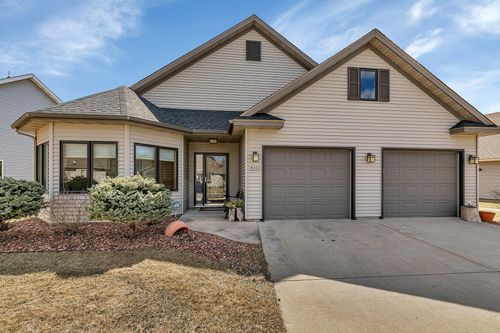 810 Aspen Cir, Waite Park, MN, 56387-2466 | Card Image