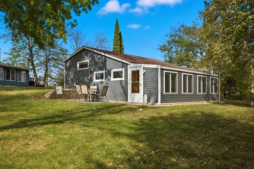 16255 Golf Course Rd, Dalton, MN, 56324-4518 | Card Image