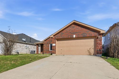 7411 Marsland Ln, Arlington, TX, 76001-7390 | Card Image