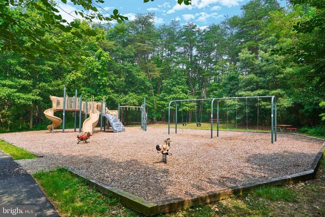 6362 Dakine Cir, Townhouse with 3 bedrooms, 4 bathrooms and null parking in SPRINGFIELD VA | Image 46