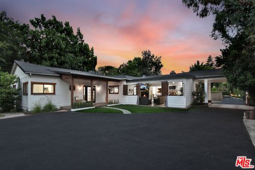 10453 Sarah St, Toluca Lake, CA, 91602-1626 | Card Image