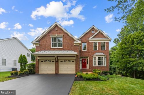 5777 Waterloo Bridge Cir, HAYMARKET, VA, 20169-8117 | Card Image