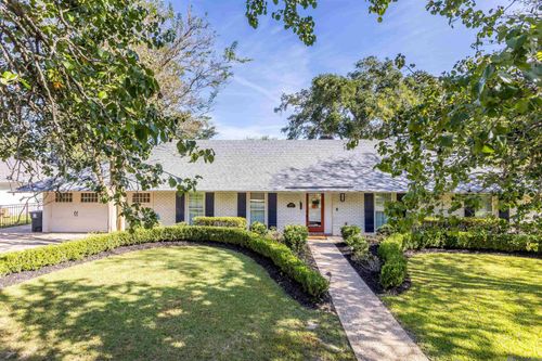 4843 Sweetbriar St, Baton Rouge, LA, 70808-8660 | Card Image