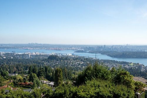 1437 Bramwell Rd, West Vancouver, BC, V7S2N8 | Card Image