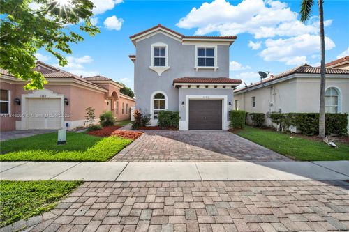 1081 Ne 40th Rd, Homestead, FL, 33033-5929 | Card Image