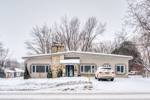 372 Ch. De La Grande-Côte, Rosemère, QC, J7A1K6 | Card Image