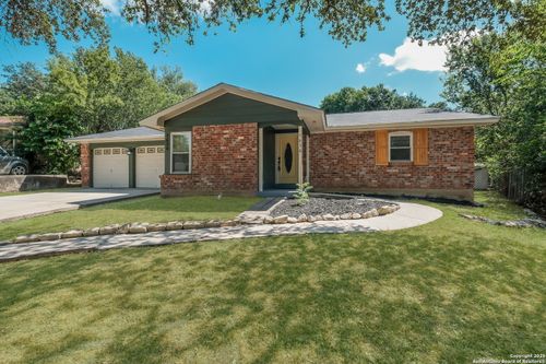 7030 Forest Grv, San Antonio, TX, 78240-3322 | Card Image