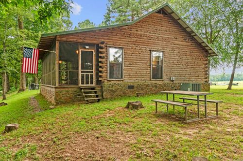 8 Iveon Clay Ln, Pangburn, AR, 72121-8978 | Card Image