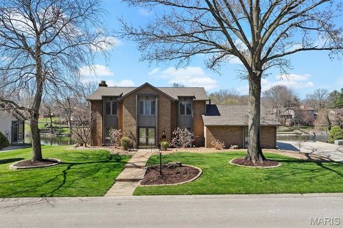 26 Ravenwood Cir, O Fallon, IL, 62269-1223 | Card Image