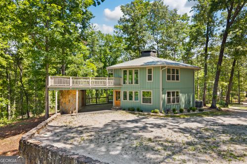 484 Mountain Stream Ln, Lakemont, GA, 30552-2979 | Card Image