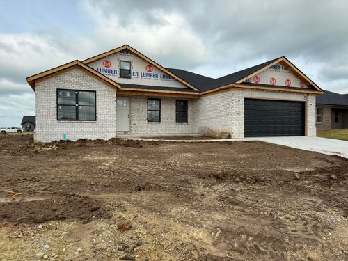 465 Wyldwood Way, Berea, KY, 40403-8100 | Card Image