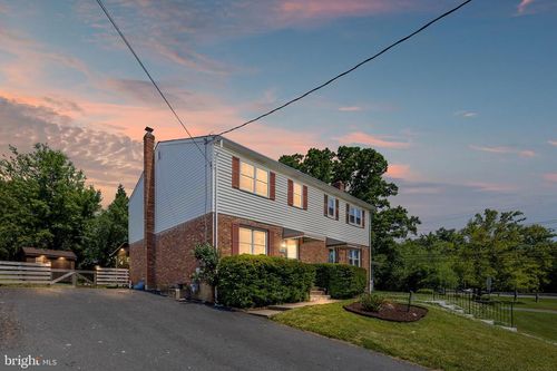 1040 Valley Rd, HOCKESSIN, DE, 19707-9750 | Card Image