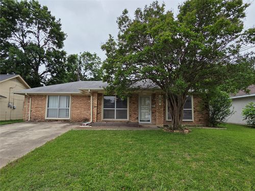 1613 S Bent Tree Trail, Grand Prairie, TX, 75052 | Card Image