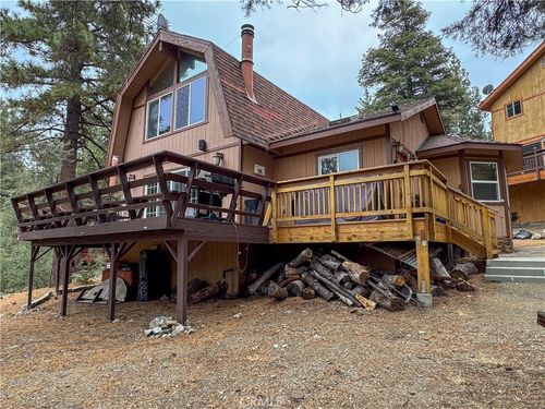15405 Acacia Way, Pine Mountain Club, CA, 93222 | Card Image