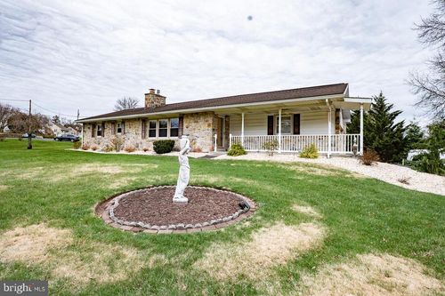 1514 Bahr Rd, POTTSTOWN, PA, 19464-2504 | Card Image