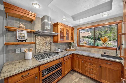 1889 Whaley Ave, San Diego, CA, 92104-5753 | Card Image