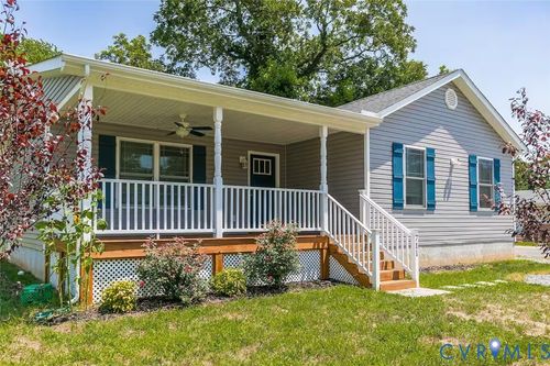 711 Jackson St, Colonial Beach, VA, 22443-2133 | Card Image