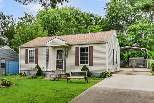 307 Burch Rd, Clarksville, TN, 37042-5716 | Card Image