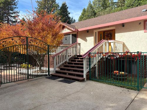 25985 Forest Knoll Ct, Pioneer, CA, 95666-9556 | Card Image