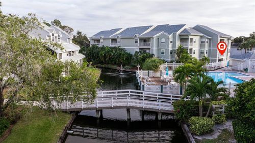 11201-6826 Stones Throw Circle N, ST PETERSBURG, FL, 33710 | Card Image