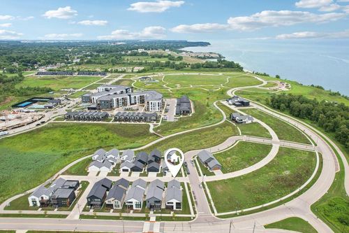 4238 E Lake Vista Boulevard, Oak Creek, WI, 53154 | Card Image