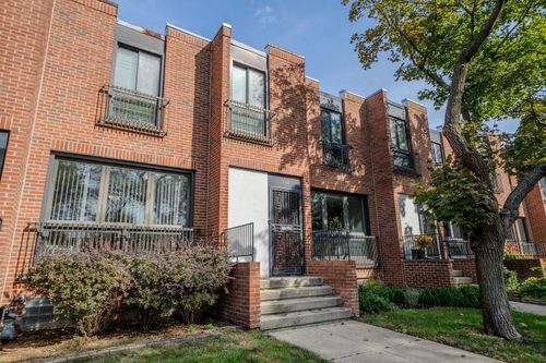 932 E 55th St, CHICAGO, IL, 60615-5016 | Card Image