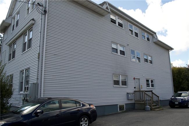 APT-3R - 64 Harrison Ave, Home with 2 bedrooms, 1 bathrooms and null parking in Woonsocket RI | Image 7