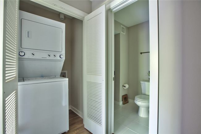 APT-117 - 924 E 51 St St, Townhouse with 1 bedrooms, 1 bathrooms and 1 parking in Austin TX | Image 17
