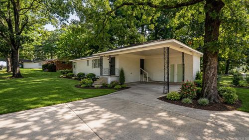 10017 Chicot Rd, Little Rock, AR, 72209-7371 | Card Image