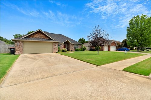 776 Chateau Ave, Springdale, AR, 72764-7399 | Card Image