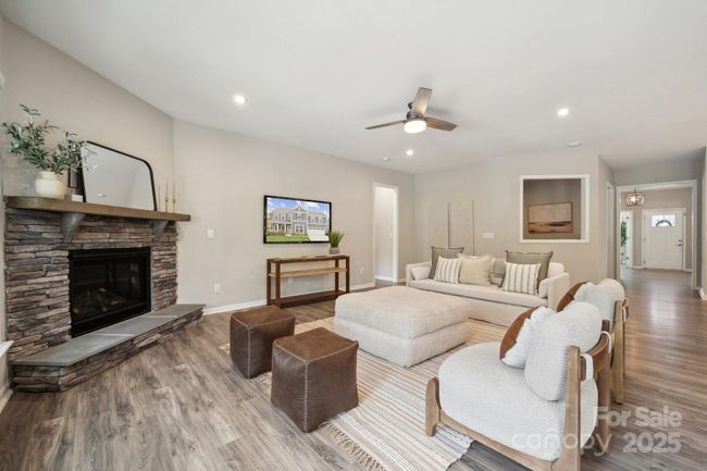 ENJOY THE FIREPLACE | Image 11