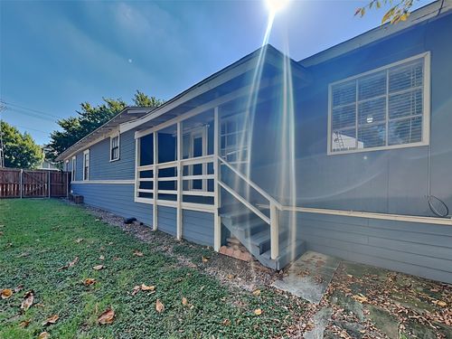 2-2015 Mcmillan Ave, Dallas, TX, 75206-7105 | Card Image