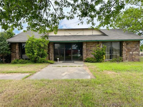 100 E Ozark Street, Morris, OK, 74445 | Card Image