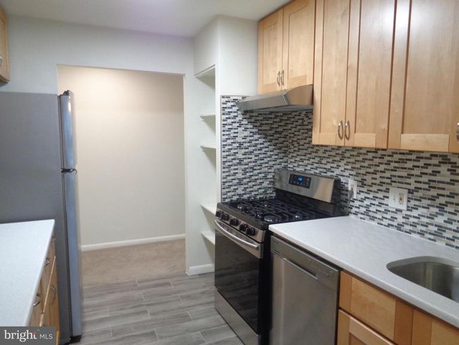 APT-104 - 1954 Kennedy Dr, Condo with 2 bedrooms, 1 bathrooms and null parking in MCLEAN VA | Image 12