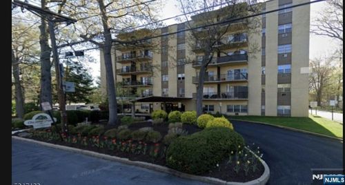 215 Chestnut St, Cherry Hill, NJ, 08002 | Card Image