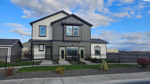 5921 Road 115, Pasco, WA, 99301-6374 | Card Image