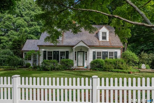 31 Mountain Rd, Woodbury, CT, 06798-3419 | Card Image
