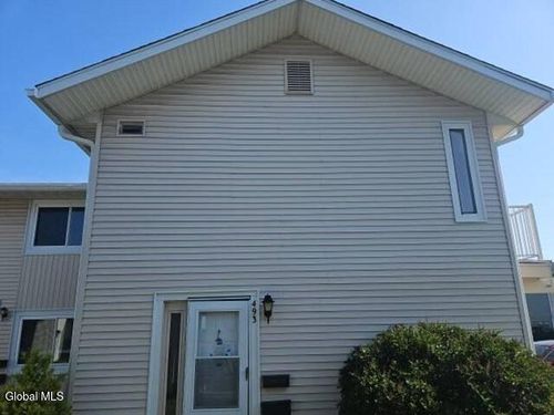 493 Eastbrooke Ln, Rochester, NY, 14618-5201 | Card Image
