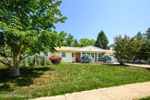 49 Newbury Road, Howell, NJ, 07731 | Card Image