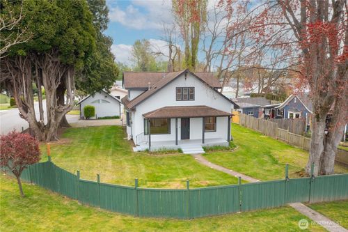 1218 Mitchell Ave, Blaine, WA, 98230-8032 | Card Image