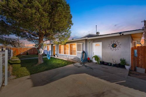 2331 Belle Lane, Boron, CA, 93516 | Card Image