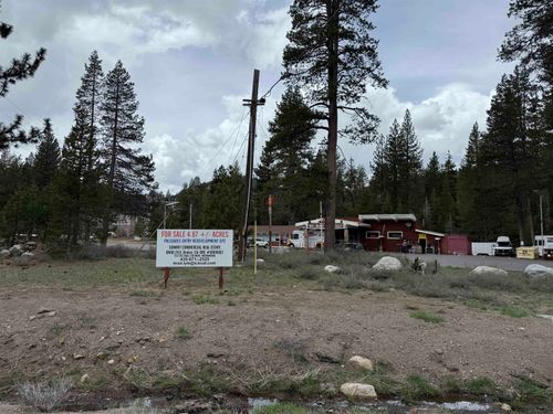 3041 River Rd, Olympic Valley, CA, 96146-1011 | Card Image