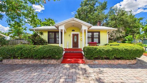 6408 N Highland Ave, TAMPA, FL, 33604-6057 | Card Image