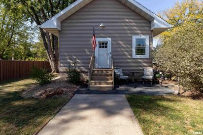 2801 44 Th Street, House other with 2 bedrooms, 2 bathrooms and null parking in Rock Island IL | Image 3